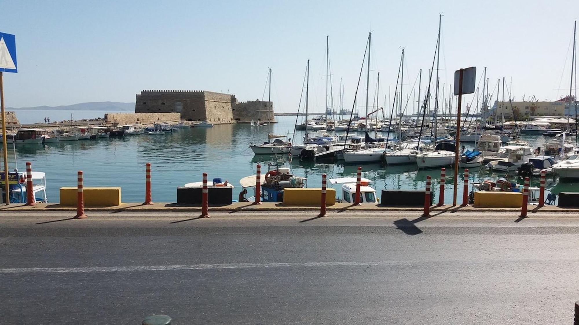 Comfi Apartment Kleio Heraklion  Luaran gambar